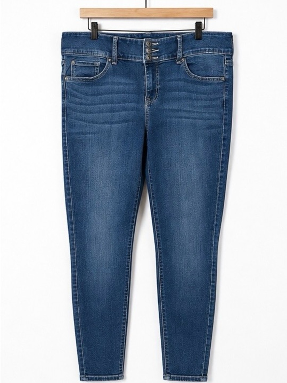Torrid Super Soft Jeggings Women’s Size 16S Medium Wash Stretch